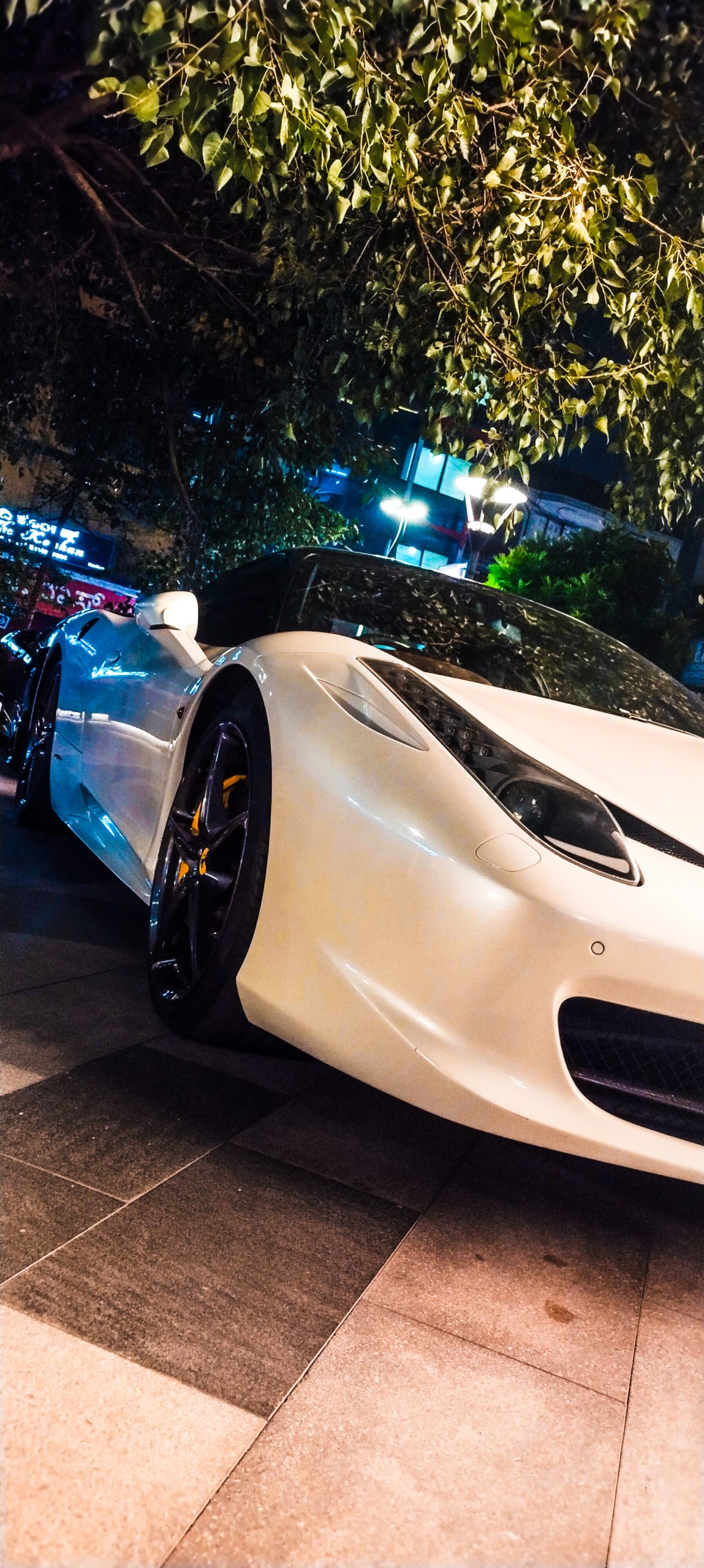 LAMBORGHINI