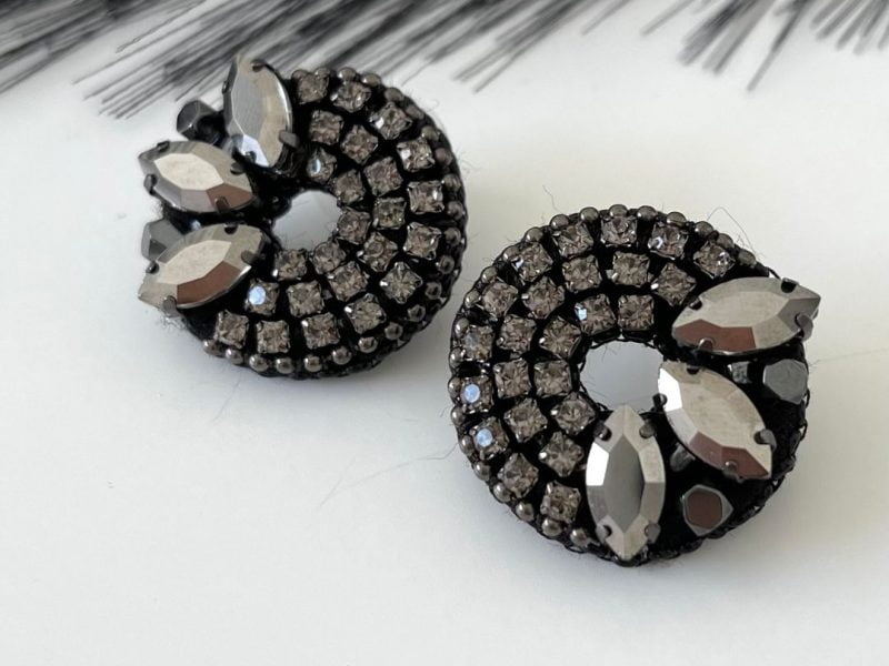 Round hematite stone crystal embroidery beaded studs earrings.