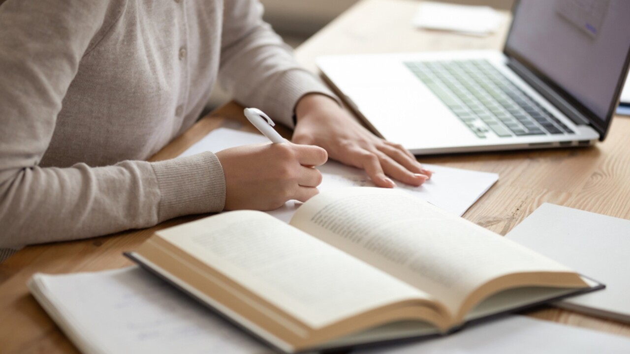 Start Motion Media: Elevating Visual Stories – Discover the Perfect Side Hustle for Students