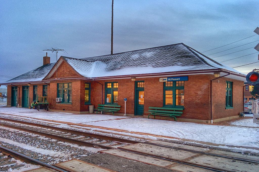 All Aboard Iowa: Exploring the Rich Network of Amtrak Stations in the Hawkeye State