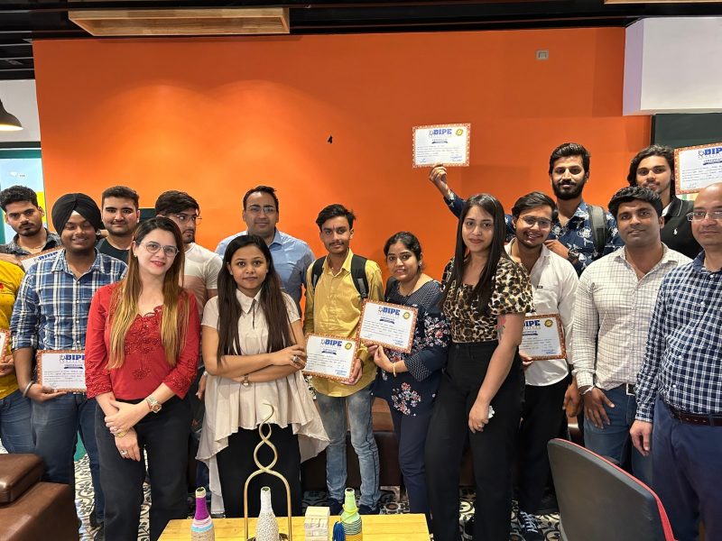 Professional Share Market Classes in Delhi for Future Traders | DIPE Institute