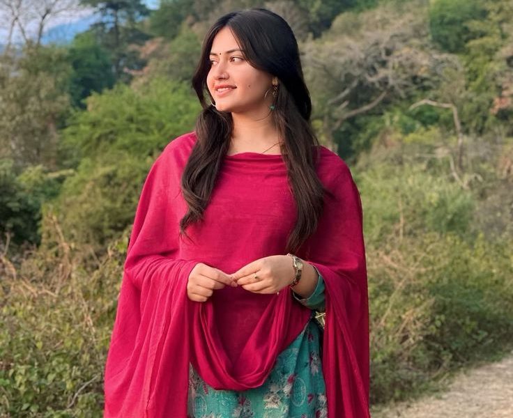 Call Girls In Majnu-ka-Tilla 9711800081 Low Cheap Price