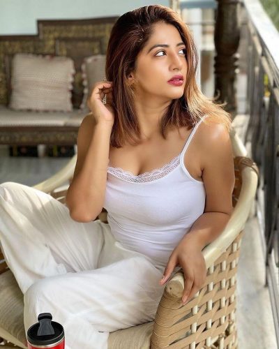 Call Girls In Safdarjung Enclave Delhi (9540987624 ) Shot & Full Night Delhi Escort Service.