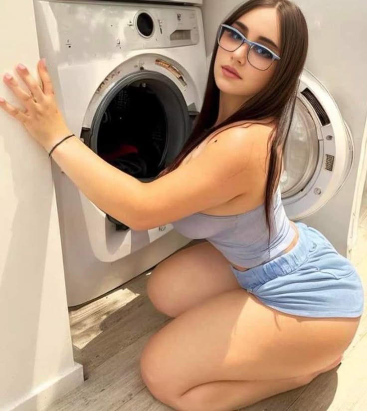 Call Girls Delhi Gurgaon ♋- 97111~47426 ✯Vikaspuri