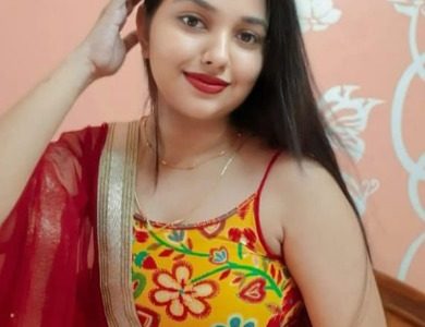 Call Girls In East of Kailash —>((9555773836))—> Delhi NCR