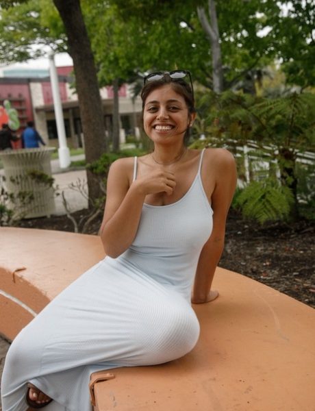 Call Us ≽ 9990644489 ≼ Call Girls In Sarojini Nagar ≽Delhi NCR