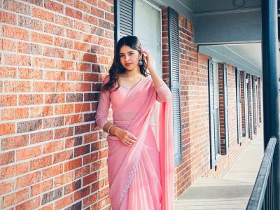 Girls In Ina Metro 9711800081 Escorts Service In Delhi Ncr
