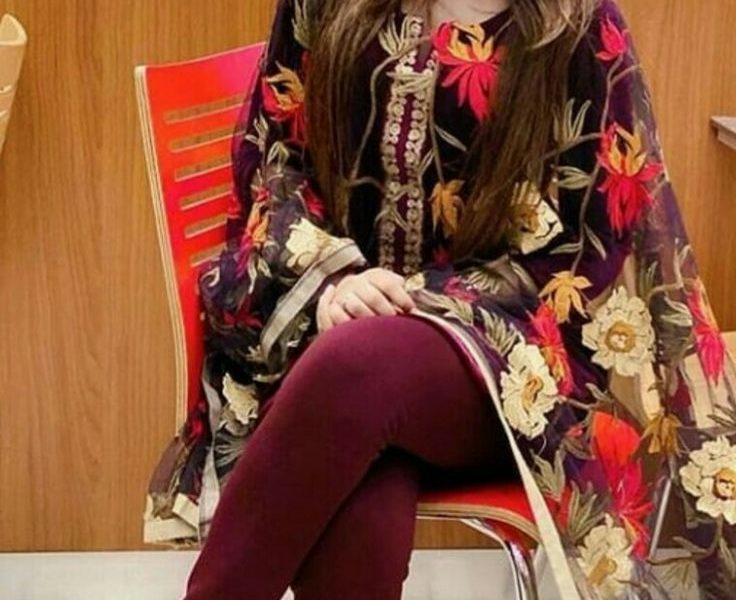 Call Girls Delhi Gurgaon ♋- 97111~47426 ✯Dilshad Garden Metro Station